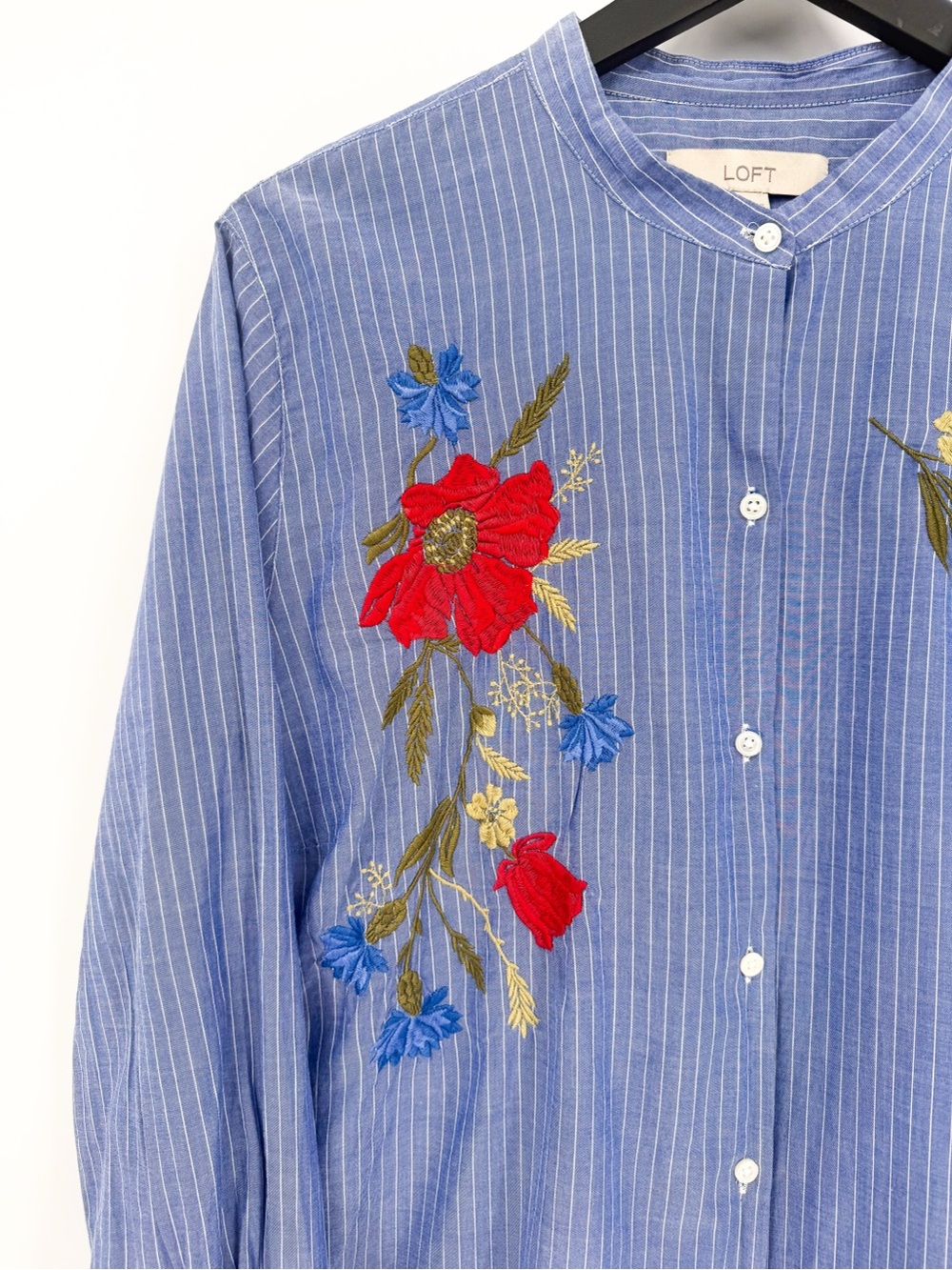 Loft Pinstripe Floral Embroidered Peasant Button Up Top Blue White XL - Picture 3 of 9